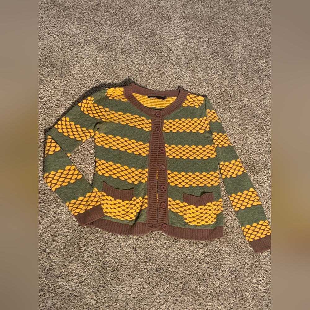 Vintage knitted sweater for women size S